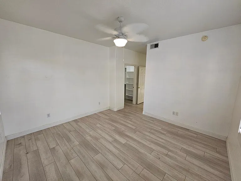 1351 N Pleasant Dr #1108 — Photo 9