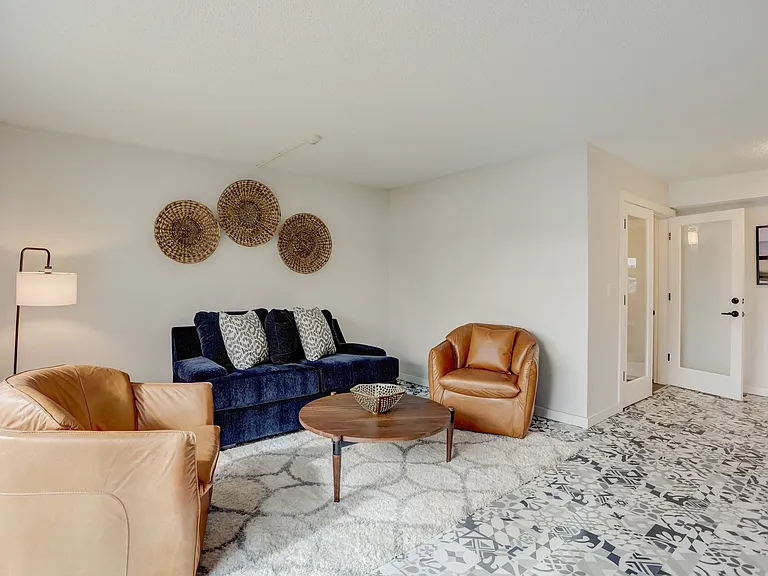 Oak Terrace — Photo 5