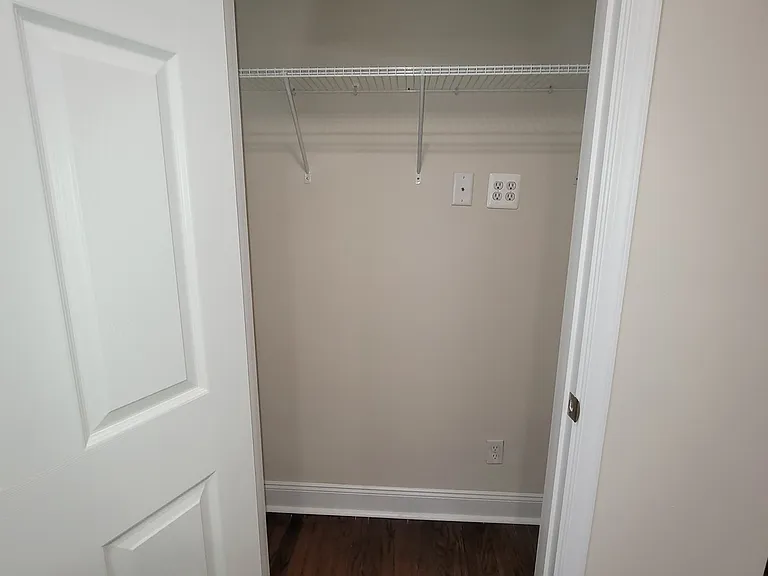 844 Forest St — Photo 12