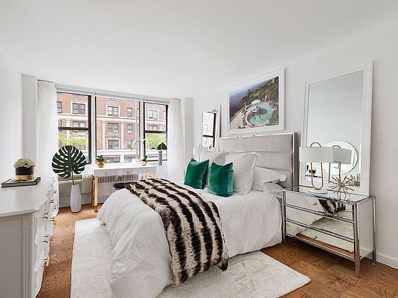 3rd image of 200 W 79th St APT 2H