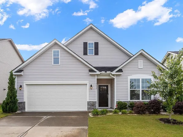 7632 Oakberry Dr, Raleigh, NC 27616