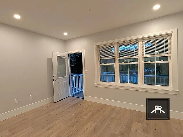 124 Kenrick St #3 — Photo 7