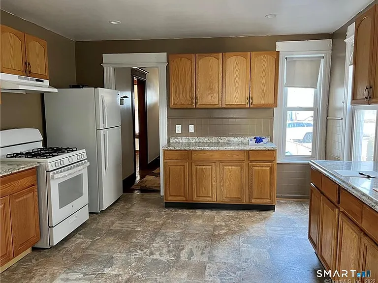 265 Bunnell St #1 — Photo 1
