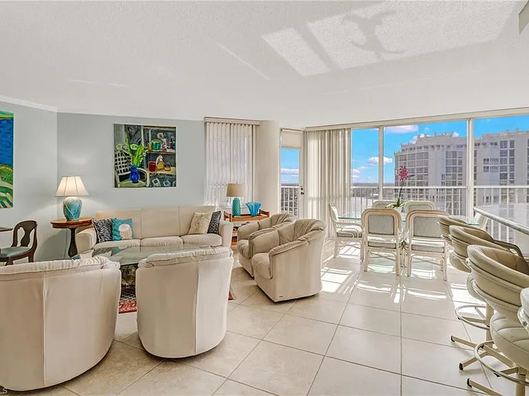 4041 Gulf Shore Blvd N #4 — Photo 8