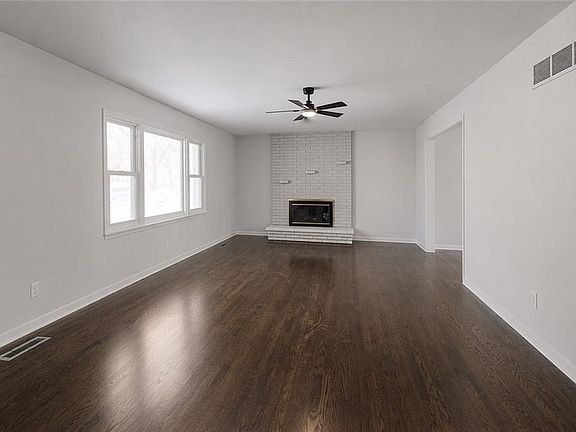 3rd image of 14655 Gale Rd