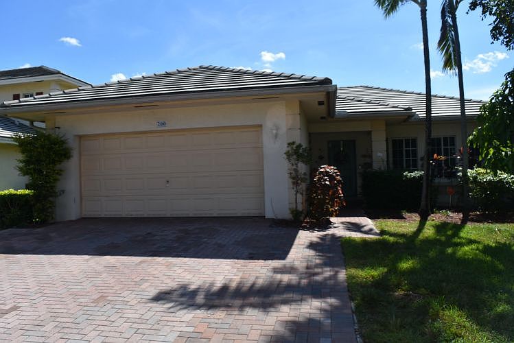 1st image of 200 NW 18th Ave
