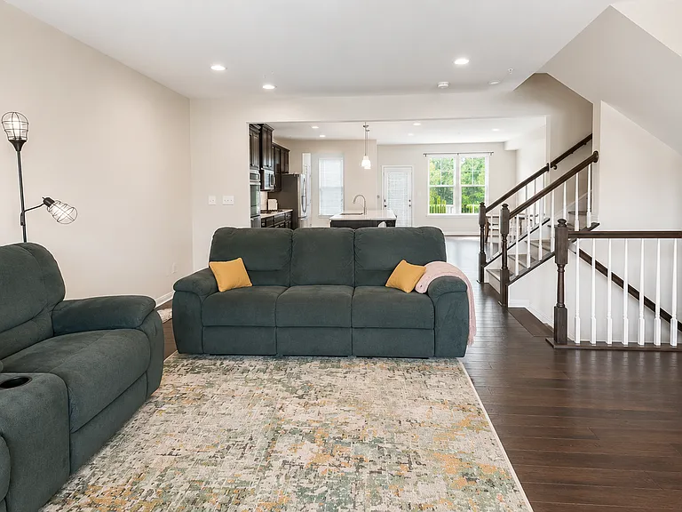 9648 Julia Ln — Photo 5