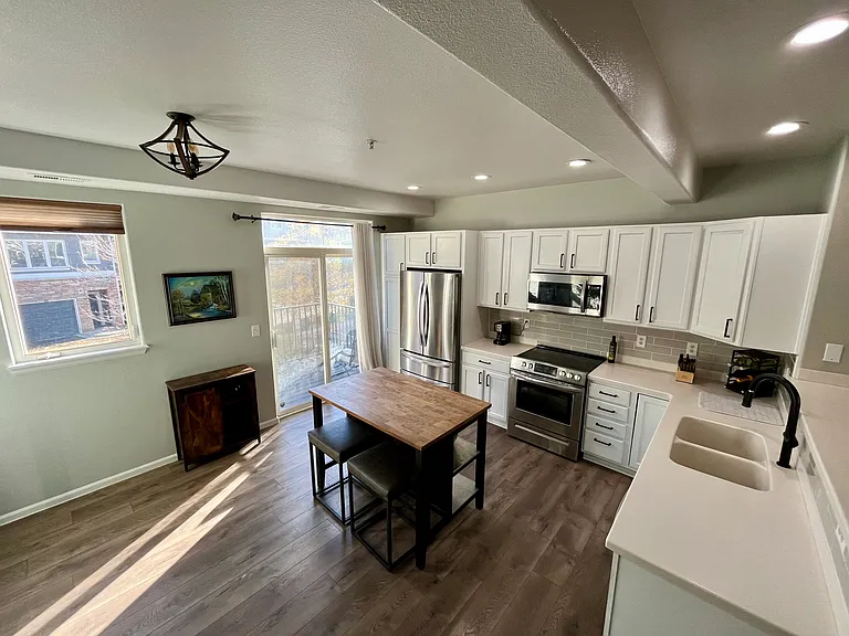 2951 W Riverwalk Cir #M — Photo 7
