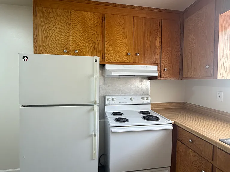 2333 Humboldt Ave #B — Photo 16