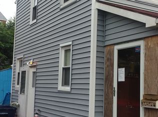 21695 N Essex Dr, Lexington Park, MD 20653
