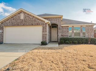 3129 Blacksmith Ln, Heartland, TX 75126
