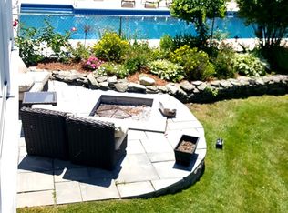 10 Roseberry Dr, Boylston, MA 01505