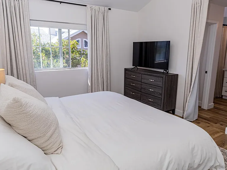 10060 Scripps Vista Way #33 — Photo 23