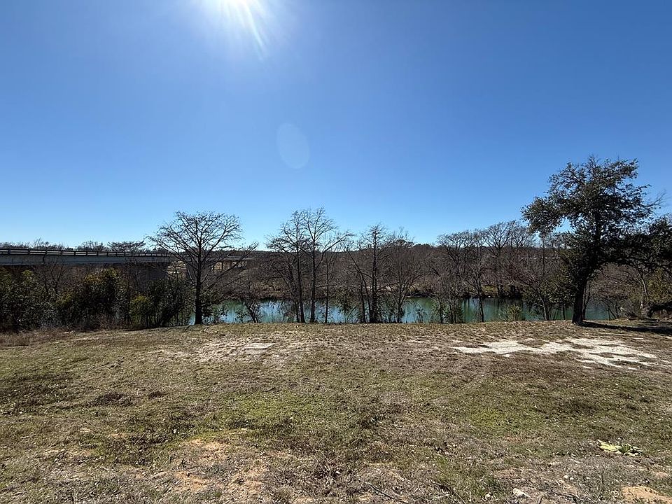 1st image of 3147/49 Riverside Dr