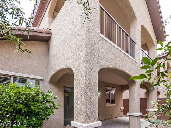 5th image of 10862 La Florentina Ave