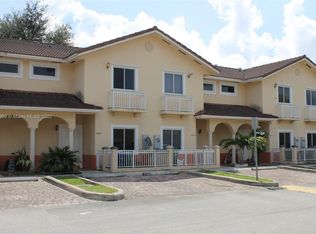 18045 NW 74th Path, Hialeah, FL 33015