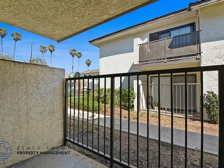 1500-1794 E. Kay St. (1515 Rosecrans) — Photo 33