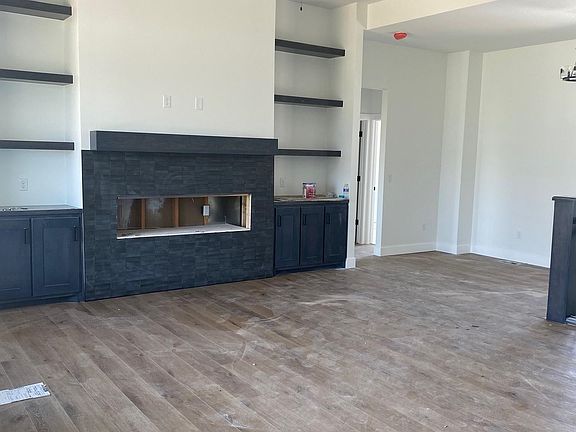 3rd image of 12321 E Woodspring Ct