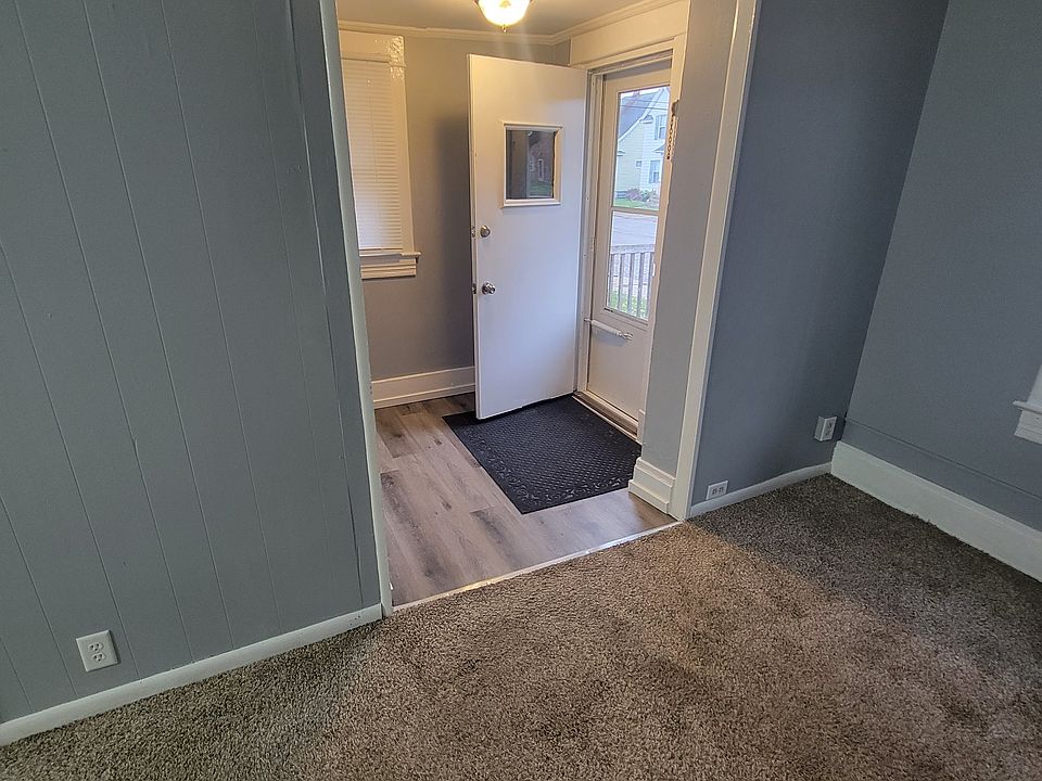 1st image of 708 S Mill St