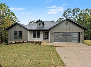 4 Aberfeld Pl, Bella Vista, AR 72715