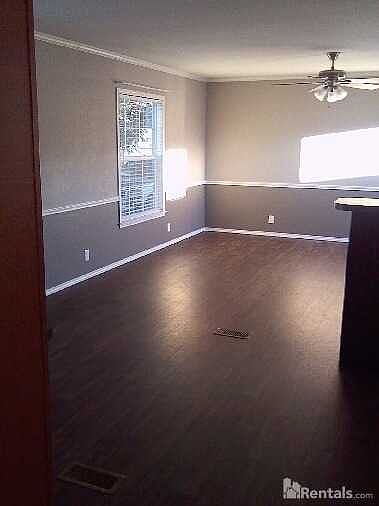 1st image of 3016 Hyacinth Dr