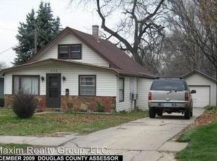 4538 Oak St, Omaha, NE 68106