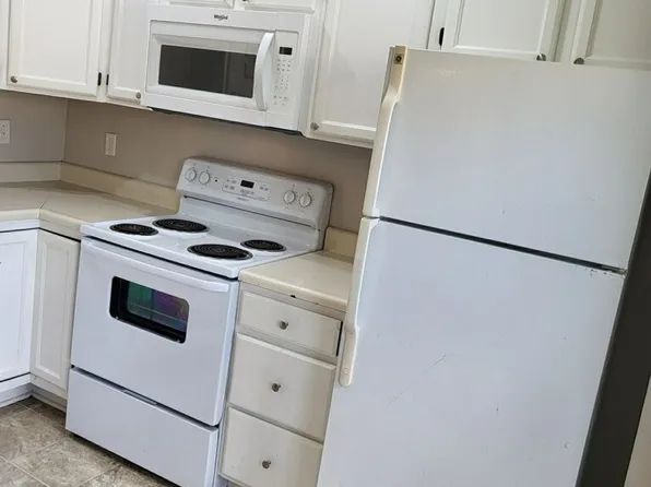 Collier Apts II, 5212 Collier Ct #B64c868ed, Jefferson City, MO 65109