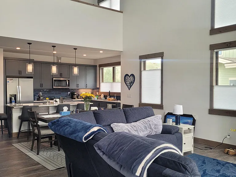 211 Hay Meadow Dr — Photo 4