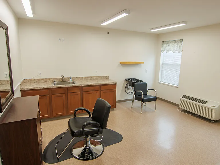 Ivy Pointe — Photo 1