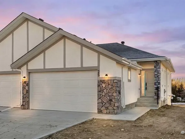 25 N Saint Andrews Close, Lyalta, AB T0J 1Y1