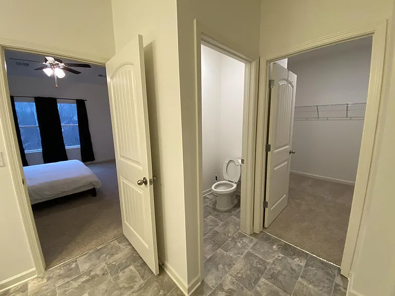 4022 Waterford Pkwy — Photo 21