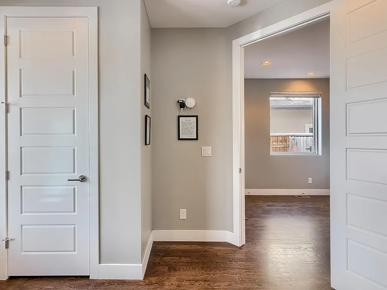 1448 S Pearl St — Photo 18