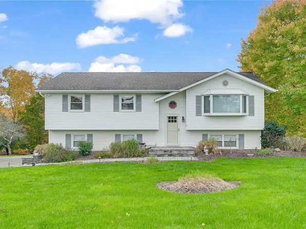 12 Beverly Drive, Warwick, NY 10990