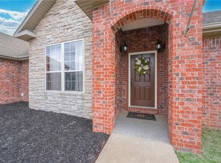 447 Buckboard Rd, West Fork, AR 72774