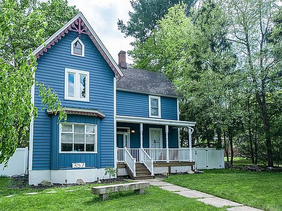 4th image of 357 Hillsdale Ave