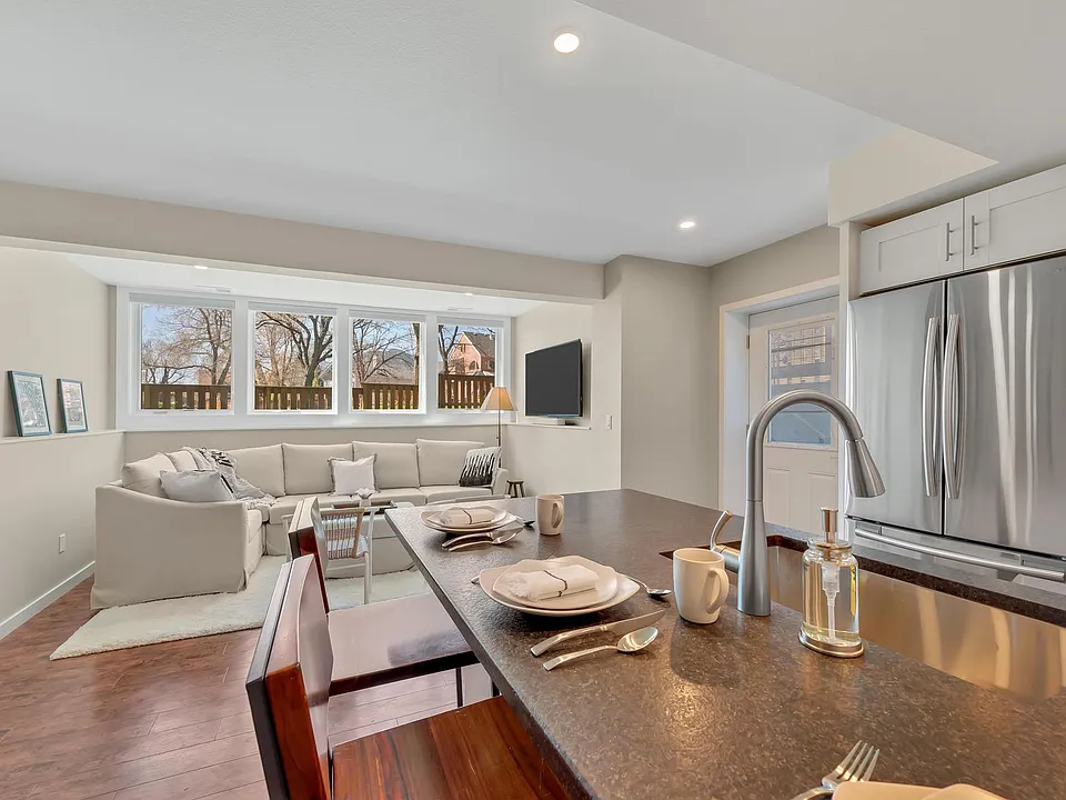 3466 Iris Ct #A