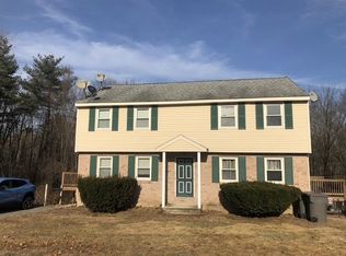 8 Maple Dr, Pelham, NH 03076