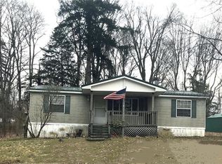 26580 Lake Dr, Cambridge Springs, PA 16403