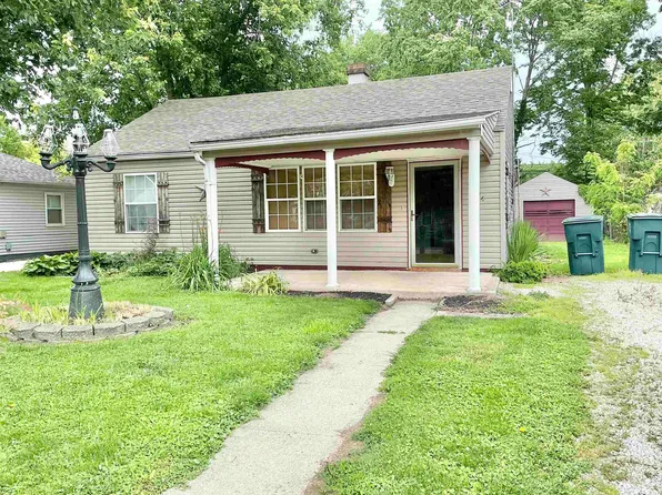 1804 E 25th St, Muncie, IN 47302