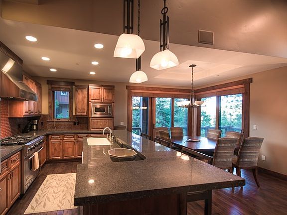3rd image of 7231 Larkspur Ct #9