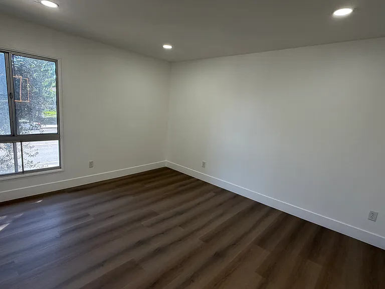 10331 Lindley Ave #209 — Photo 26