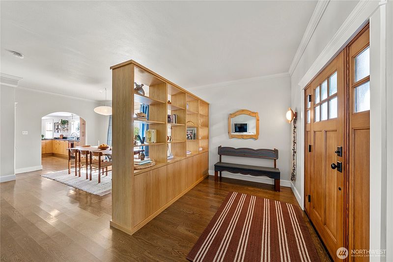 3rd image of 4108 41st Avenue S