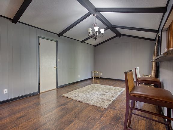 3rd image of 1102 Ponderosa Dr
