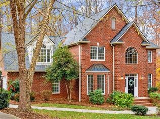 1819 Wild Fern Dr, Oak Ridge, NC 27310