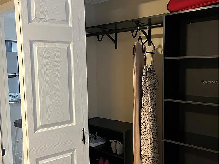 211 Thorn Tree Pl — Photo 25