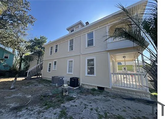 209 Taylor Ave #1 — Photo 12