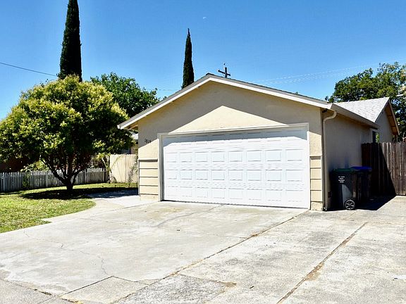 2nd image of 1819 San Jose St