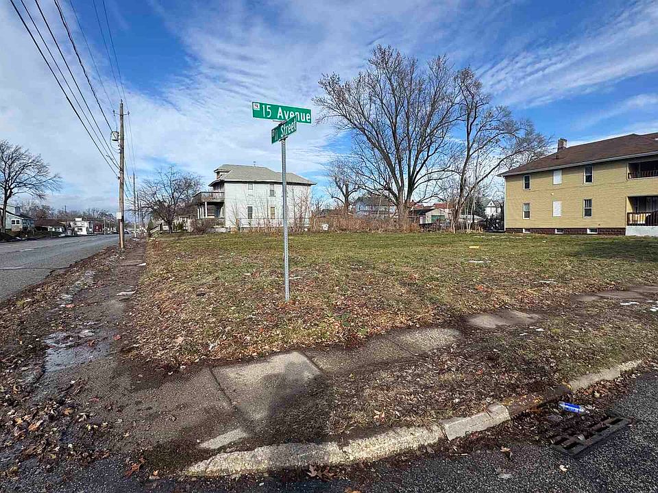 2nd image of 1425 11th St