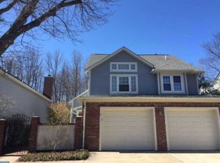 9 Stonebridge Ln, Princeton, NJ 08540