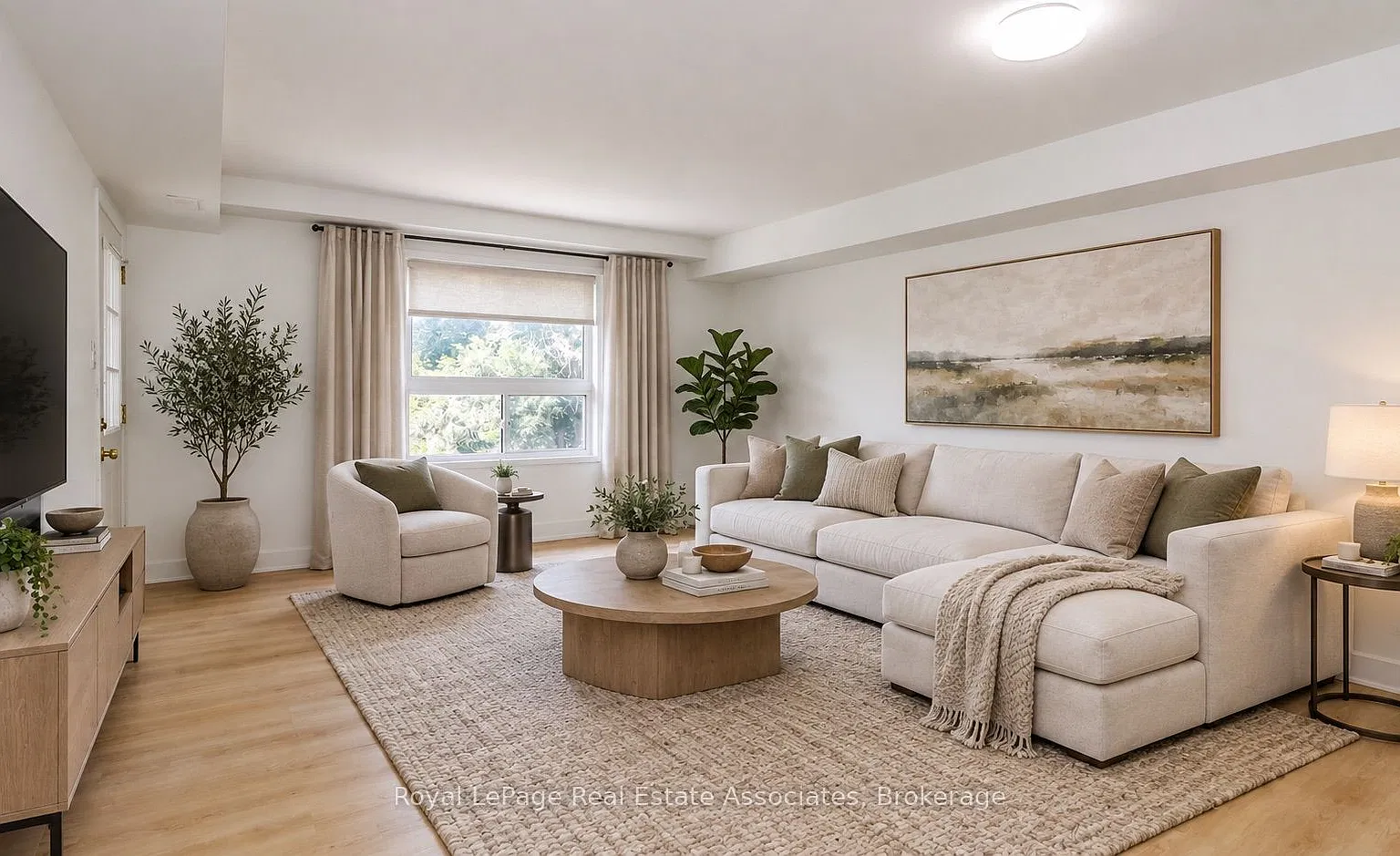 2 bed, $2,000 — Photo 1